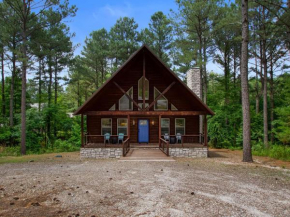 Stunning Luxury Cabin w Hot Tub and Fire Pit Holy Shiplap is Perfect Romantic Couples Getaway